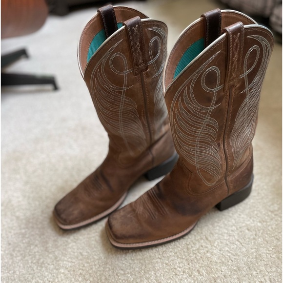 Woman’s Ariat square toe boots 91/2 - Picture 3 of 7